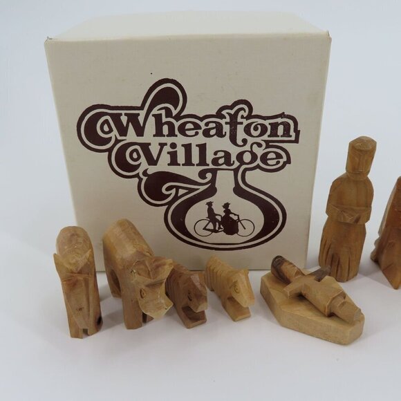 Wheaton Village 11 Piece Hand Carved Wood Nativity Scene Figurines Christmas VTG - Picture 2 of 8